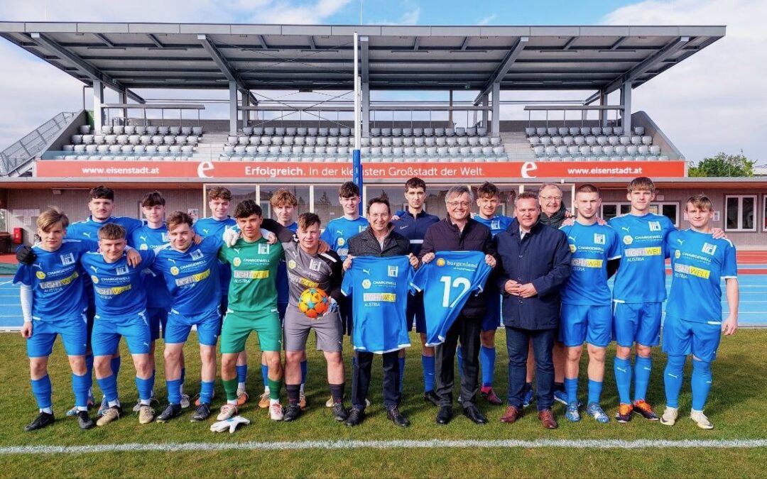 Innovative Partnerschaft: HTBLA-Eisenstadt erhält Fußballdressen für Landesmeisterschaften